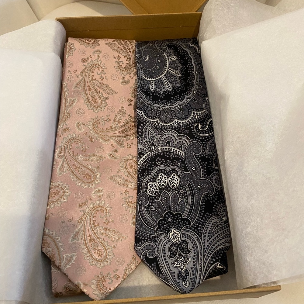 Mens silk ties . Geoffrey Bean and Sean John. Paisley patterns.